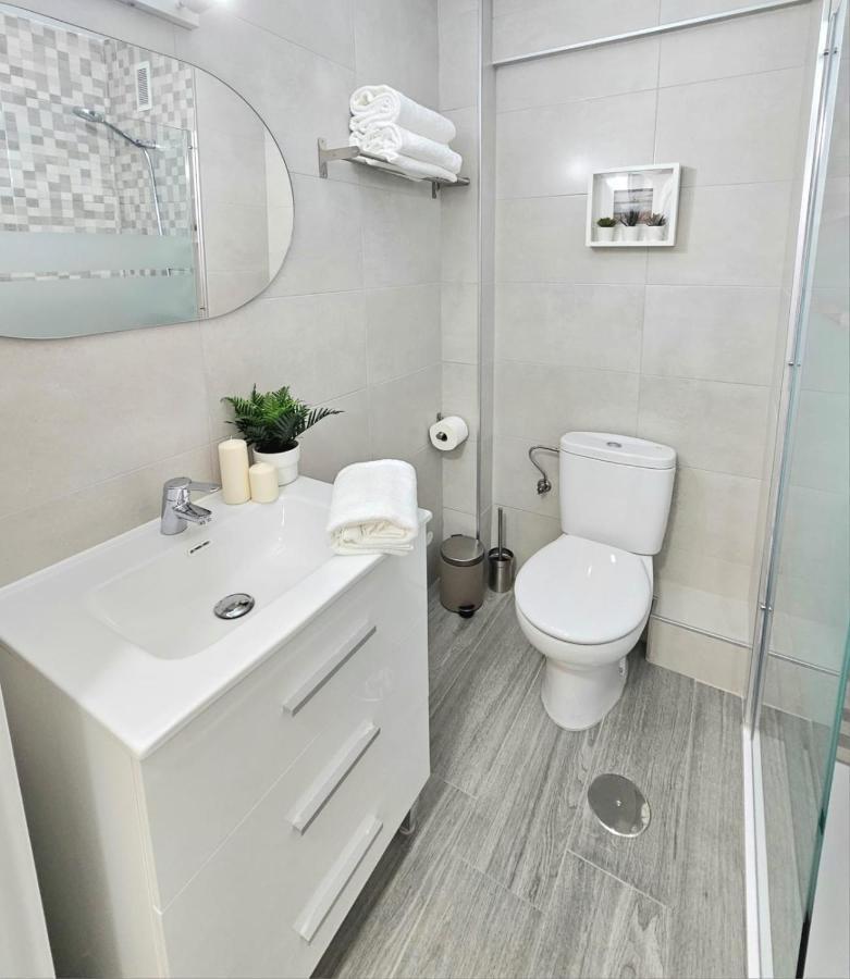 Mavi Torre Del Mar Apartment Exterior photo