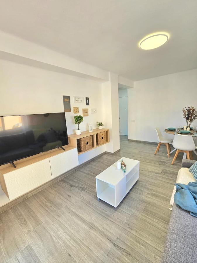 Mavi Torre Del Mar Apartment Exterior photo